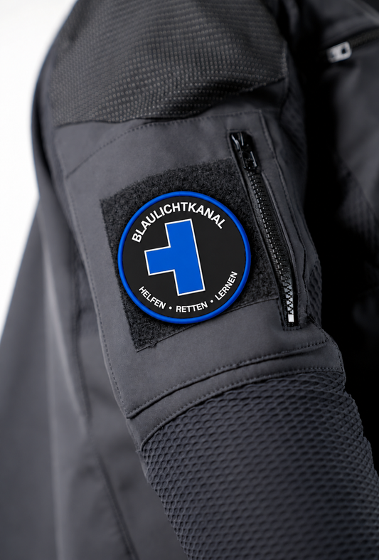 Blaulichtkanal 2D-Rubber-Patch „HELFEN – RETTEN – LERNEN“ – Limited Edition